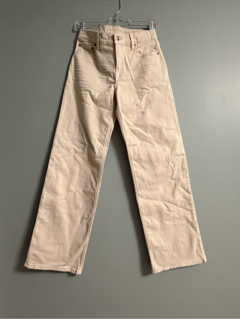 American Eagle Outfitters Cream High-Rise Straight Jeans